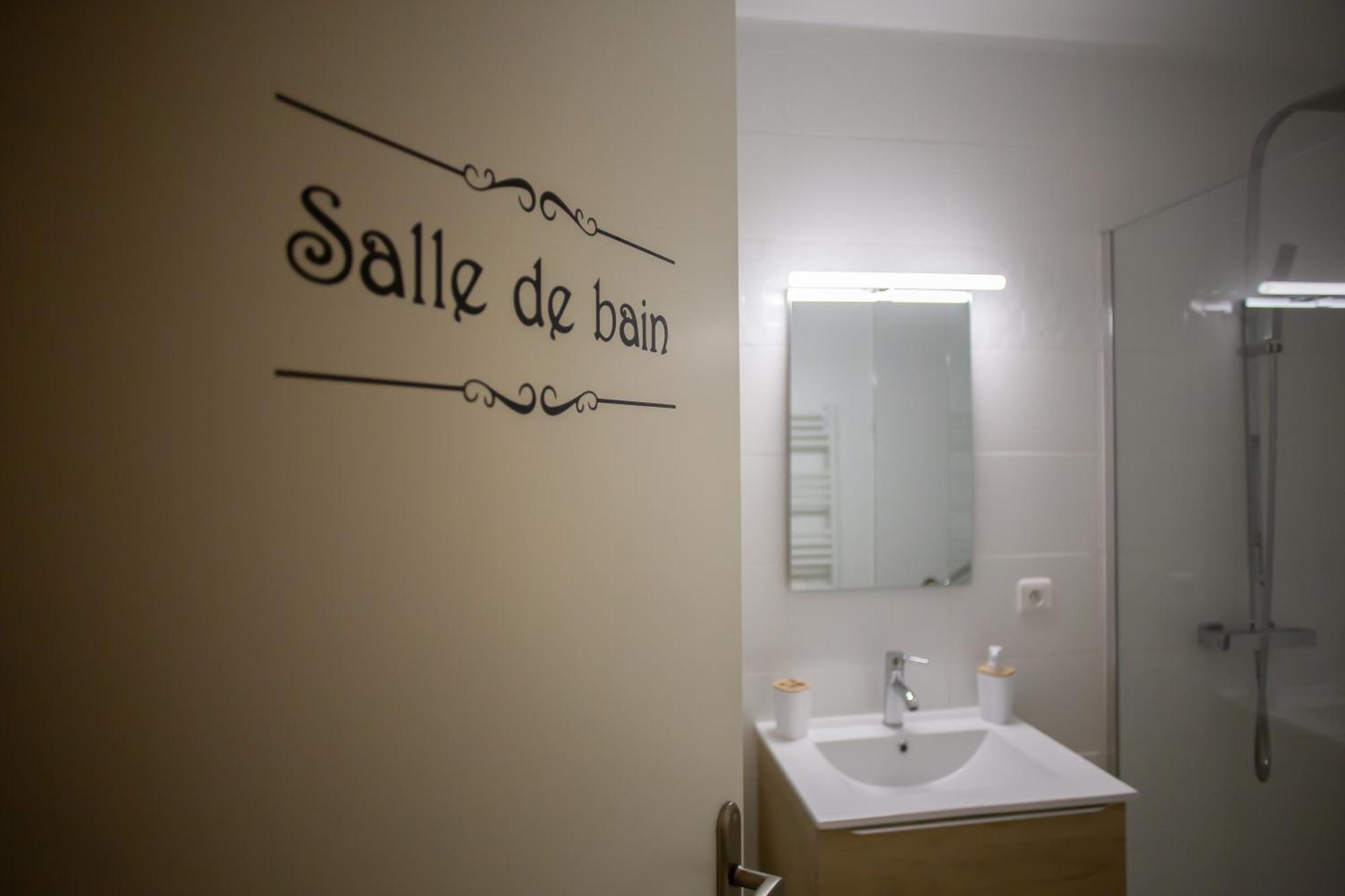 Le Cypres - Appartement Ideal Pour Vos Vacances Ou Vos Deplacements Professionnels A Beziers Luaran gambar